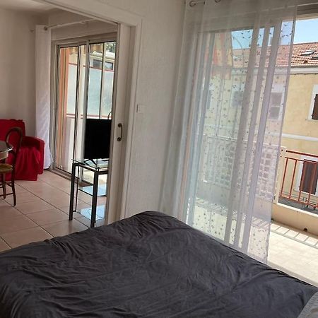 Studio A Sanary-Sur-Mer Avec Balcon A 200M Du Port מראה חיצוני תמונה